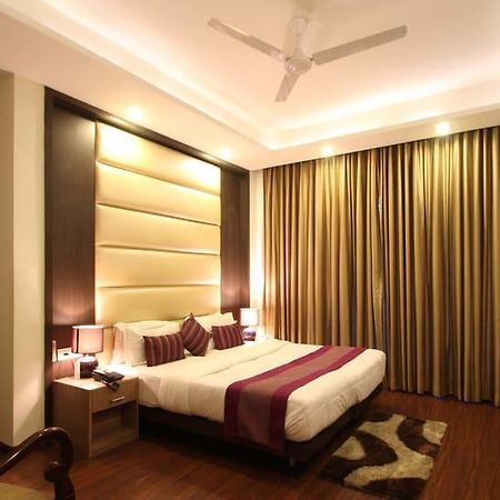 Indiyaah Inn Gurgaon Zewnętrze zdjęcie